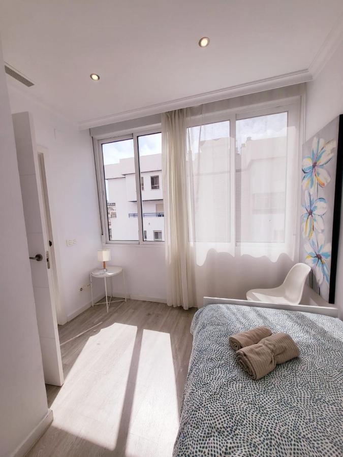 Stylish 3 Bedroom Penthouse In Marbella Centre With Large Pool Close To The Beach Exteriör bild