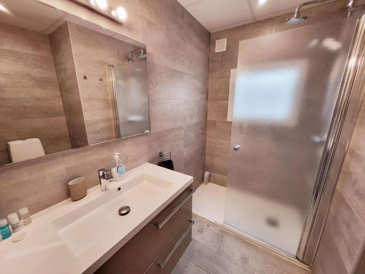 Stylish 3 Bedroom Penthouse In Marbella Centre With Large Pool Close To The Beach Exteriör bild
